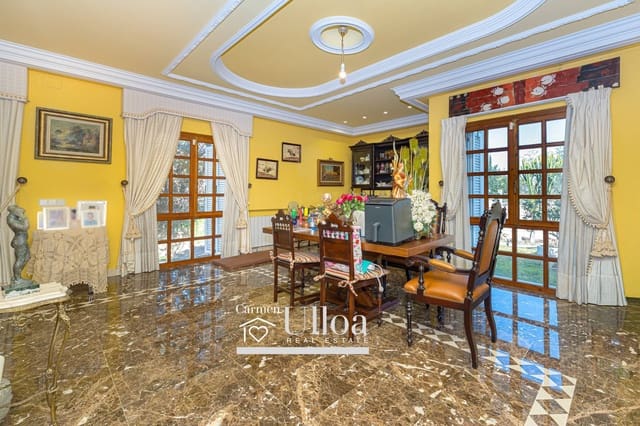 6 Zimmer Villa zu verkaufen in San Vicente / Sant Vicent del Raspeig mit Pool Garage - 1.100.000 € (Ref: 9645259)