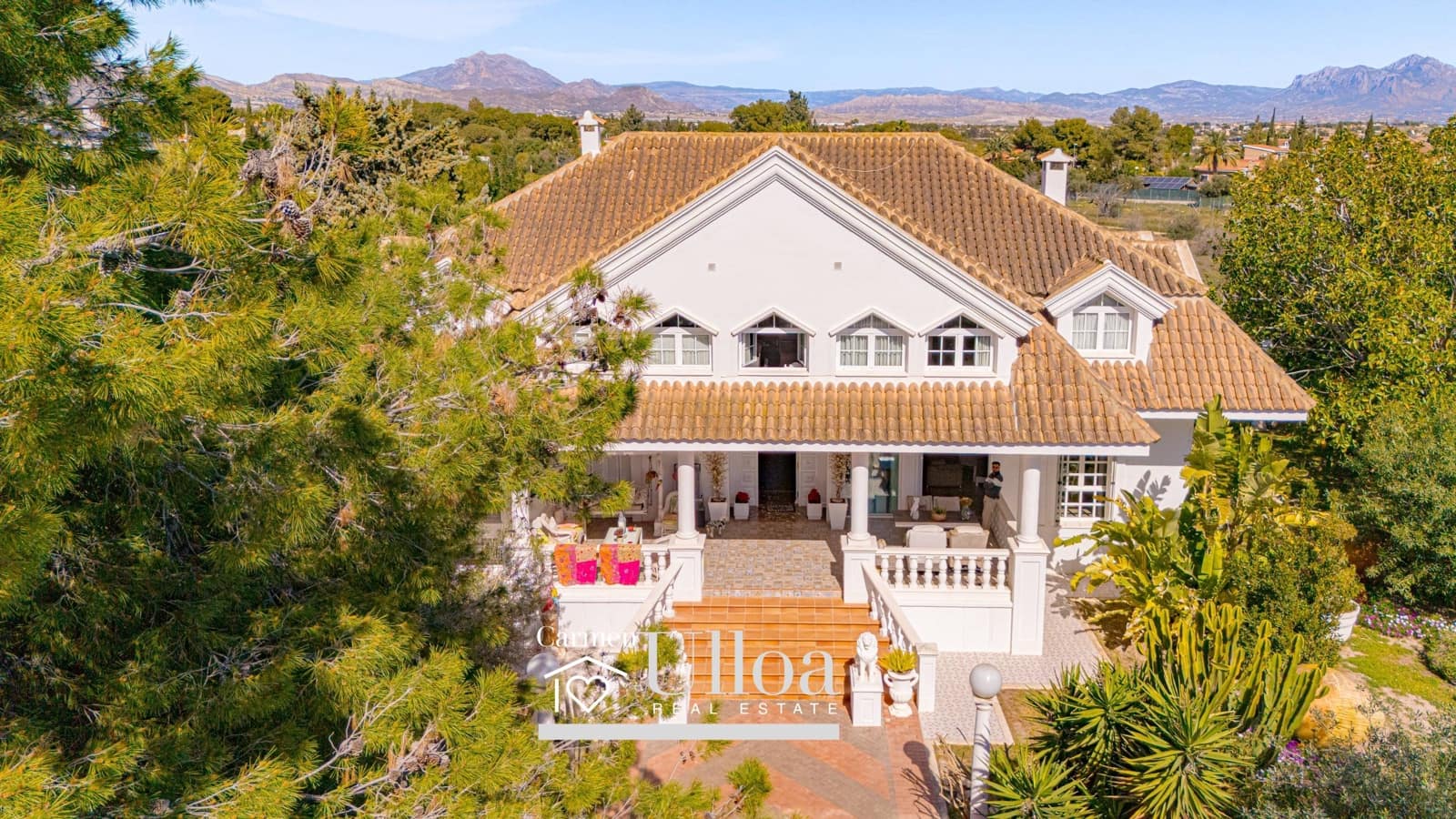 6 soverom Villa til salgs i San Vicente / Sant Vicent del Raspeig med svømmebasseng garasje - € 1 100 000 (Ref: 9645259)