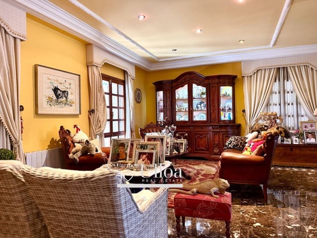 6 Zimmer Villa zu verkaufen in San Vicente / Sant Vicent del Raspeig mit Pool Garage - 1.100.000 € (Ref: 9645259)