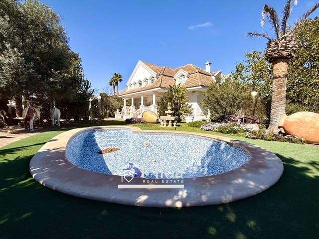 6 Zimmer Villa zu verkaufen in San Vicente / Sant Vicent del Raspeig mit Pool Garage - 1.100.000 € (Ref: 9645259)