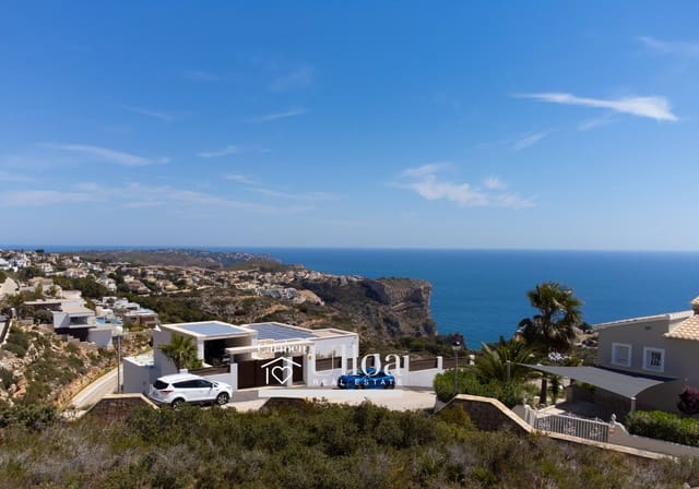 3 makuuhuone Huvila myytävänä paikassa Cumbre del Sol, Benitachell / Benitatxell mukana uima-altaan - 2 450 000 € (Ref: 9666790)