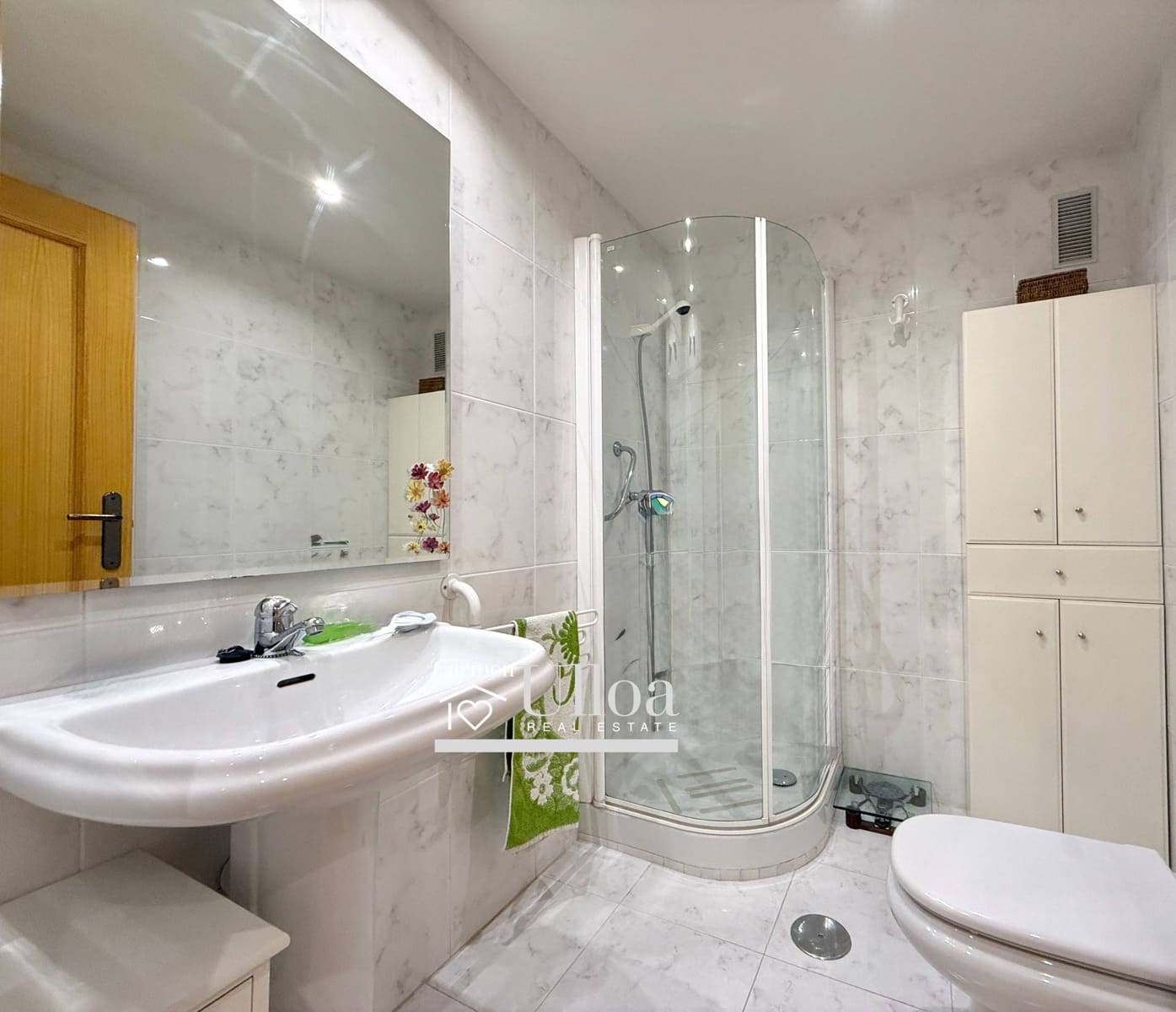 3 bedroom Apartment for sale in Playa de San Juan with pool garage - € 539,000 (Ref: 9729365)