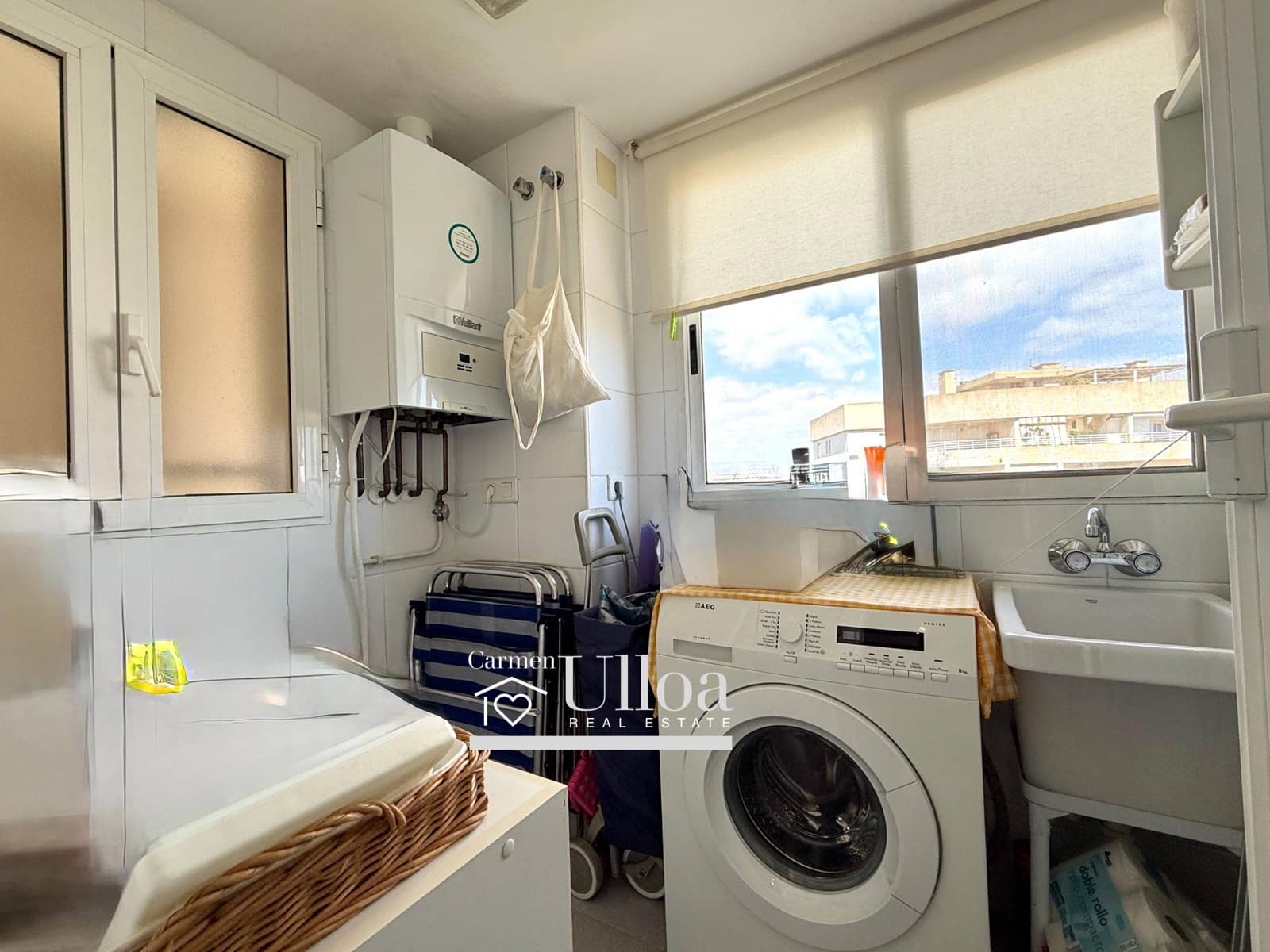 3 bedroom Apartment for sale in Playa de San Juan with pool garage - € 539,000 (Ref: 9729365)