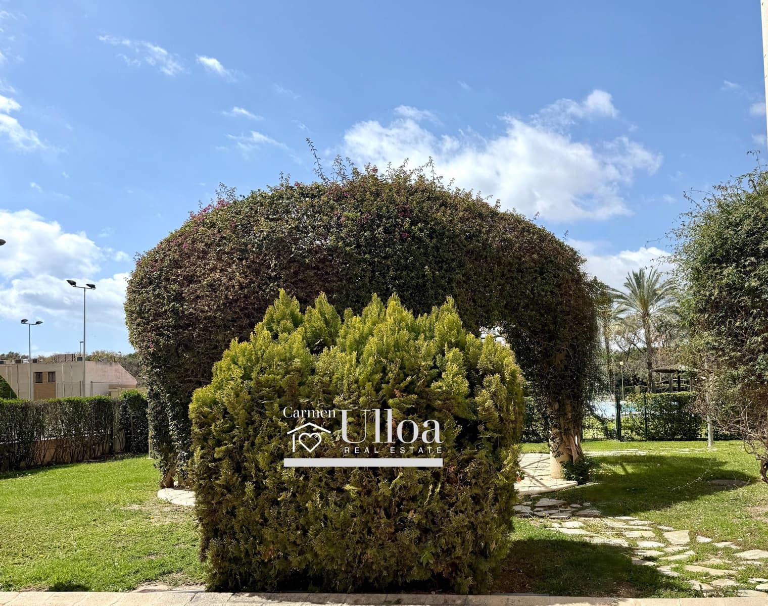 3 bedroom Apartment for sale in Playa de San Juan with pool garage - € 539,000 (Ref: 9729365)