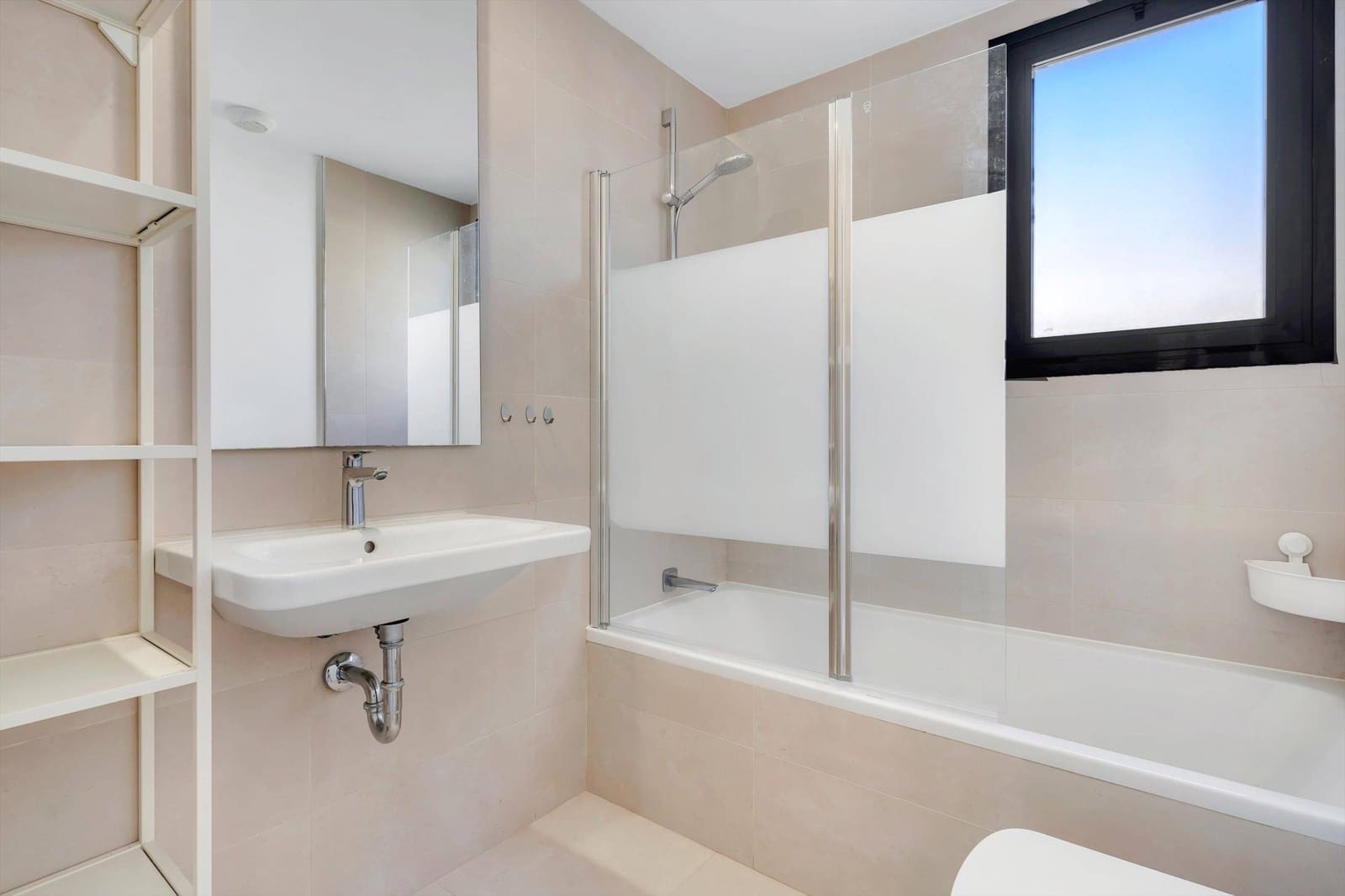 4 bedroom Apartment for sale in Carvajal with pool garage - € 744,900 (Ref: 9729366)