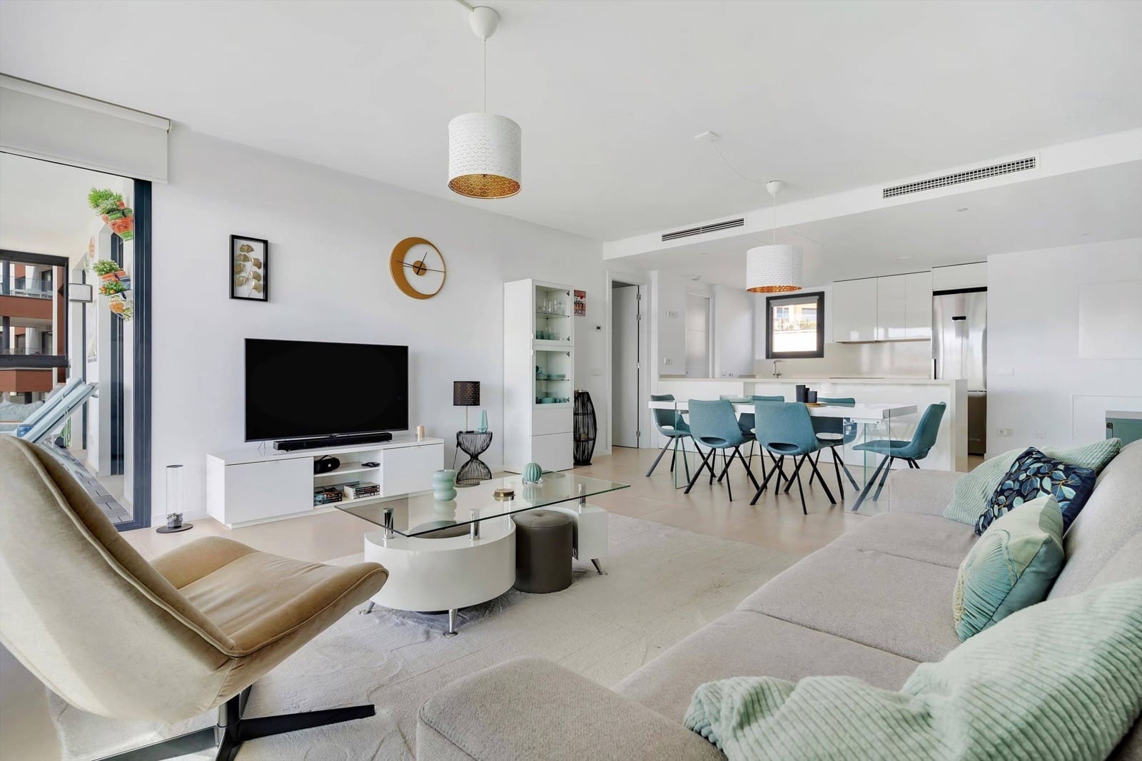 4 bedroom Apartment for sale in Carvajal with pool garage - € 744,900 (Ref: 9729366)