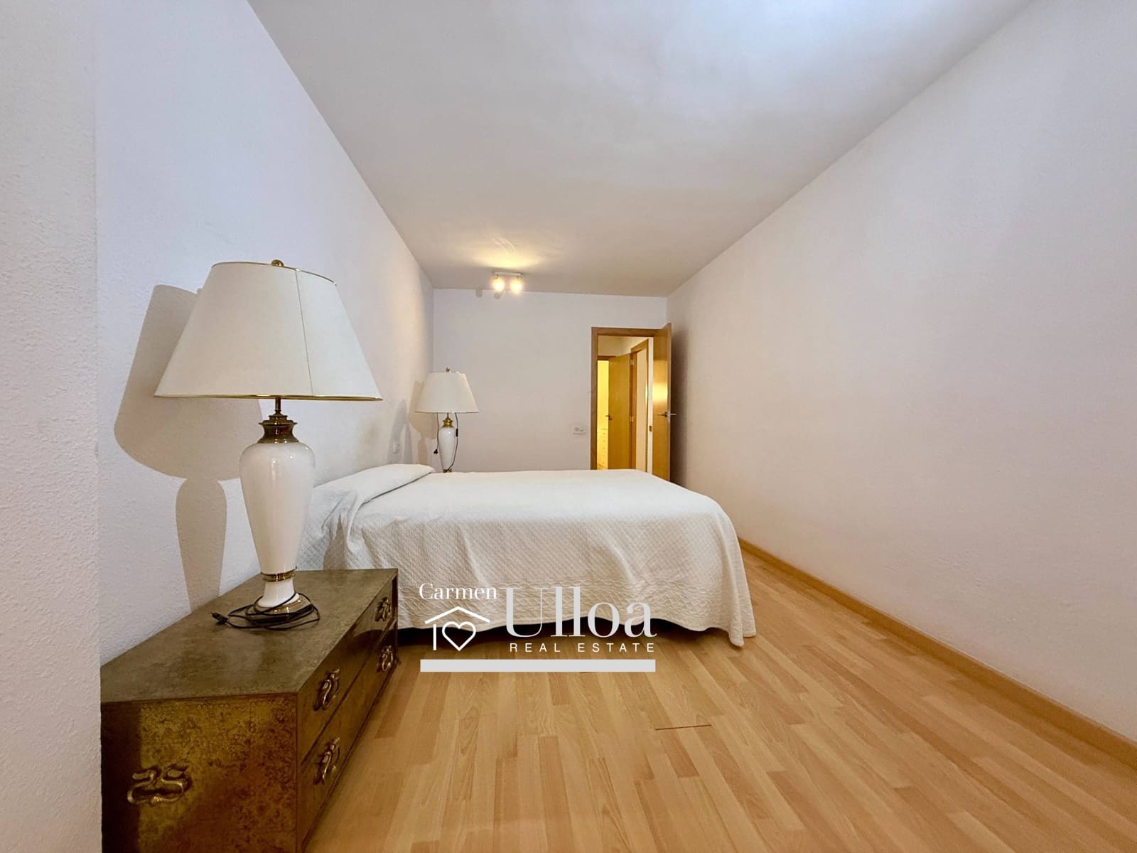 3 bedroom Flat for sale in Alicante / Alacant city - € 380,000 (Ref: 9732424)