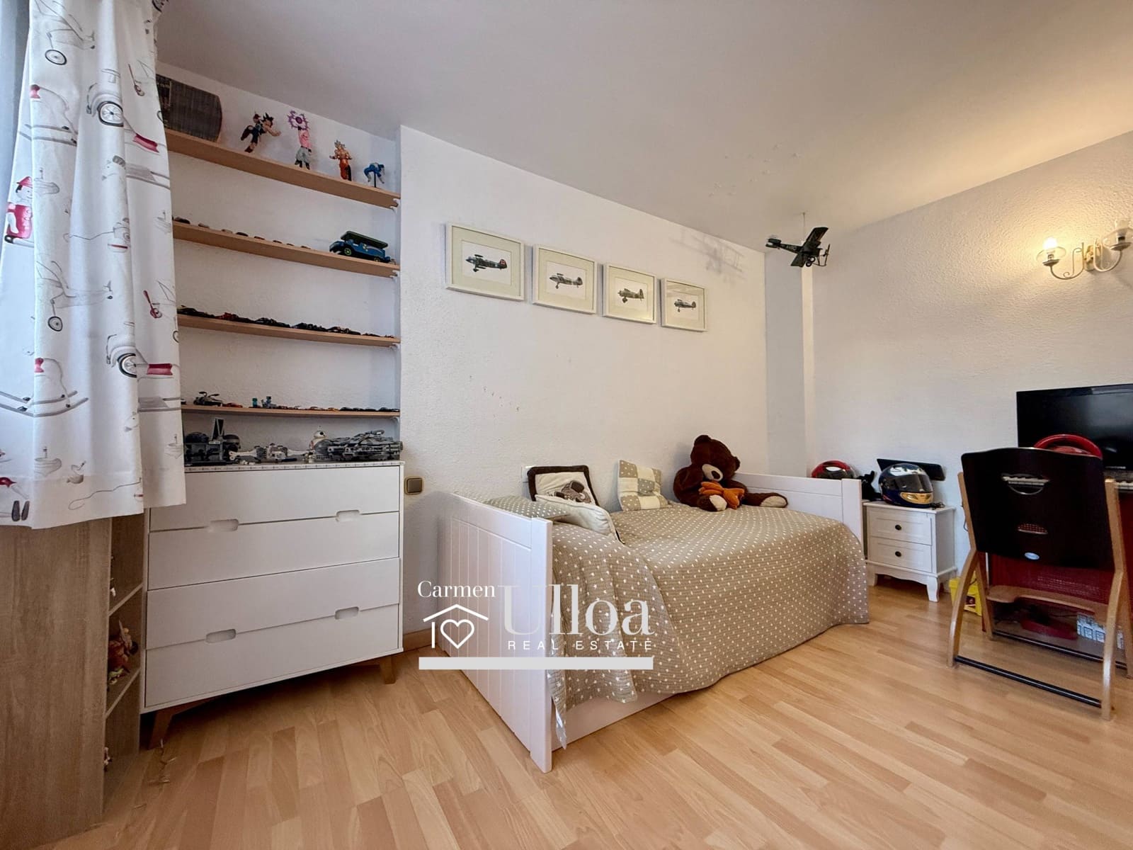 3 bedroom Flat for sale in Alicante / Alacant city - € 380,000 (Ref: 9732424)