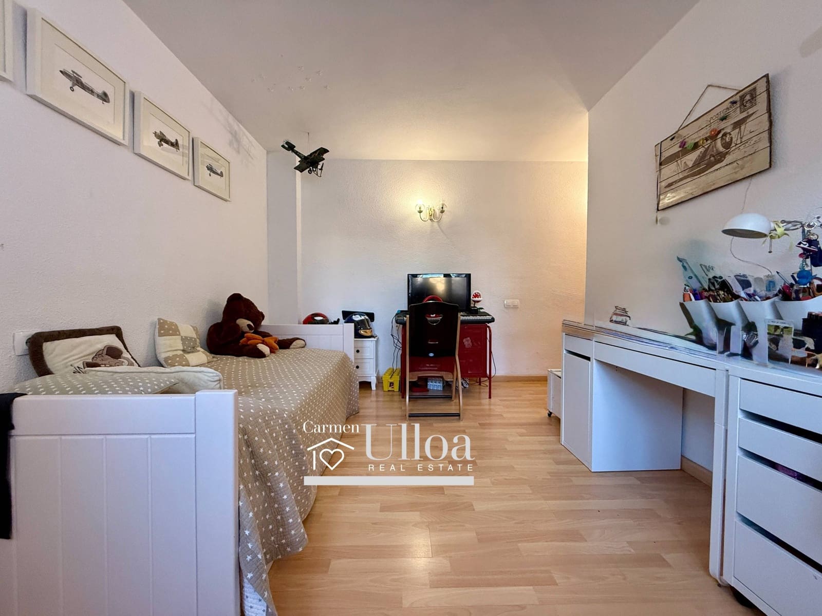 3 bedroom Flat for sale in Alicante / Alacant city - € 380,000 (Ref: 9732424)