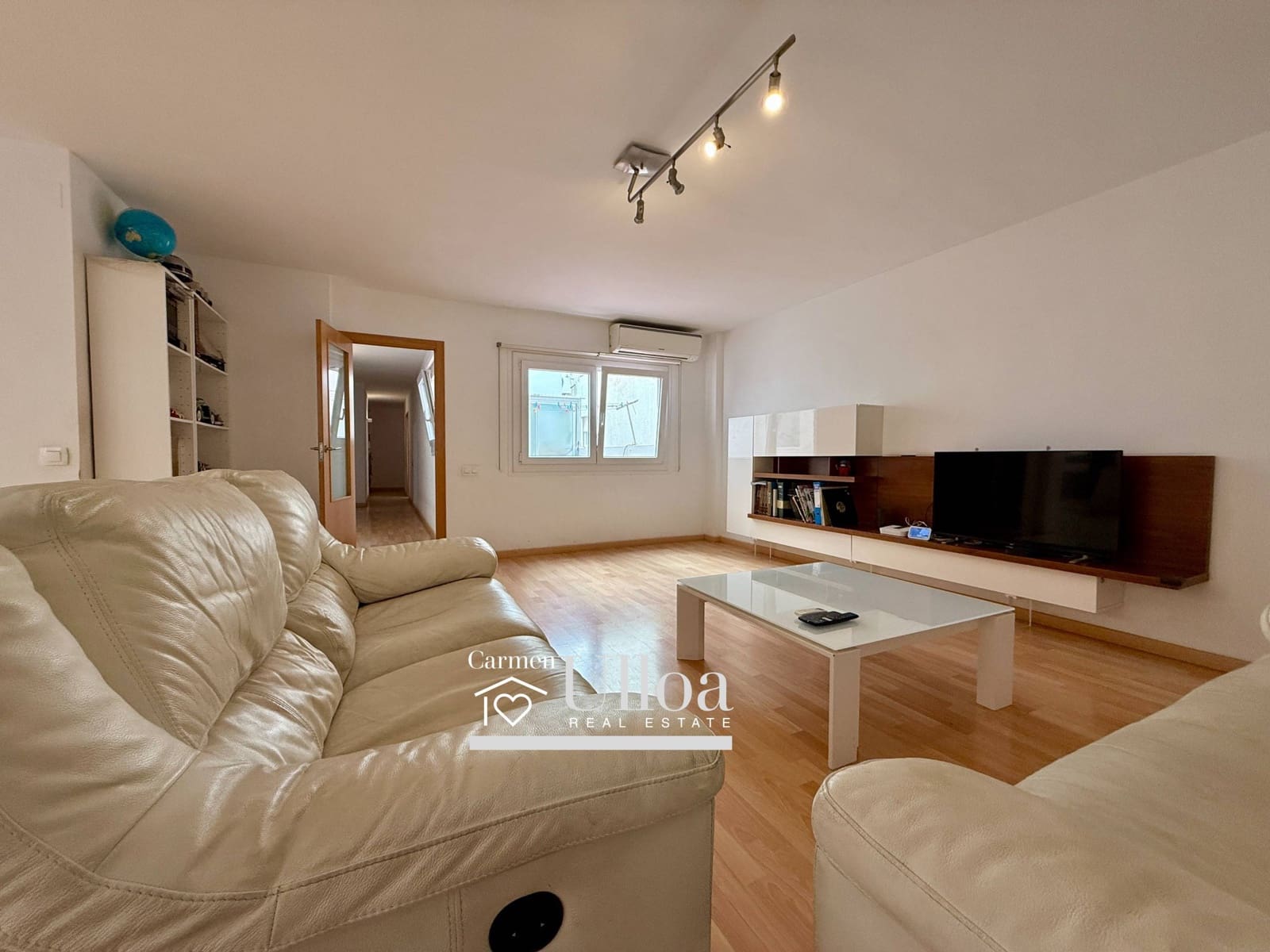 3 bedroom Flat for sale in Alicante / Alacant city - € 380,000 (Ref: 9732424)