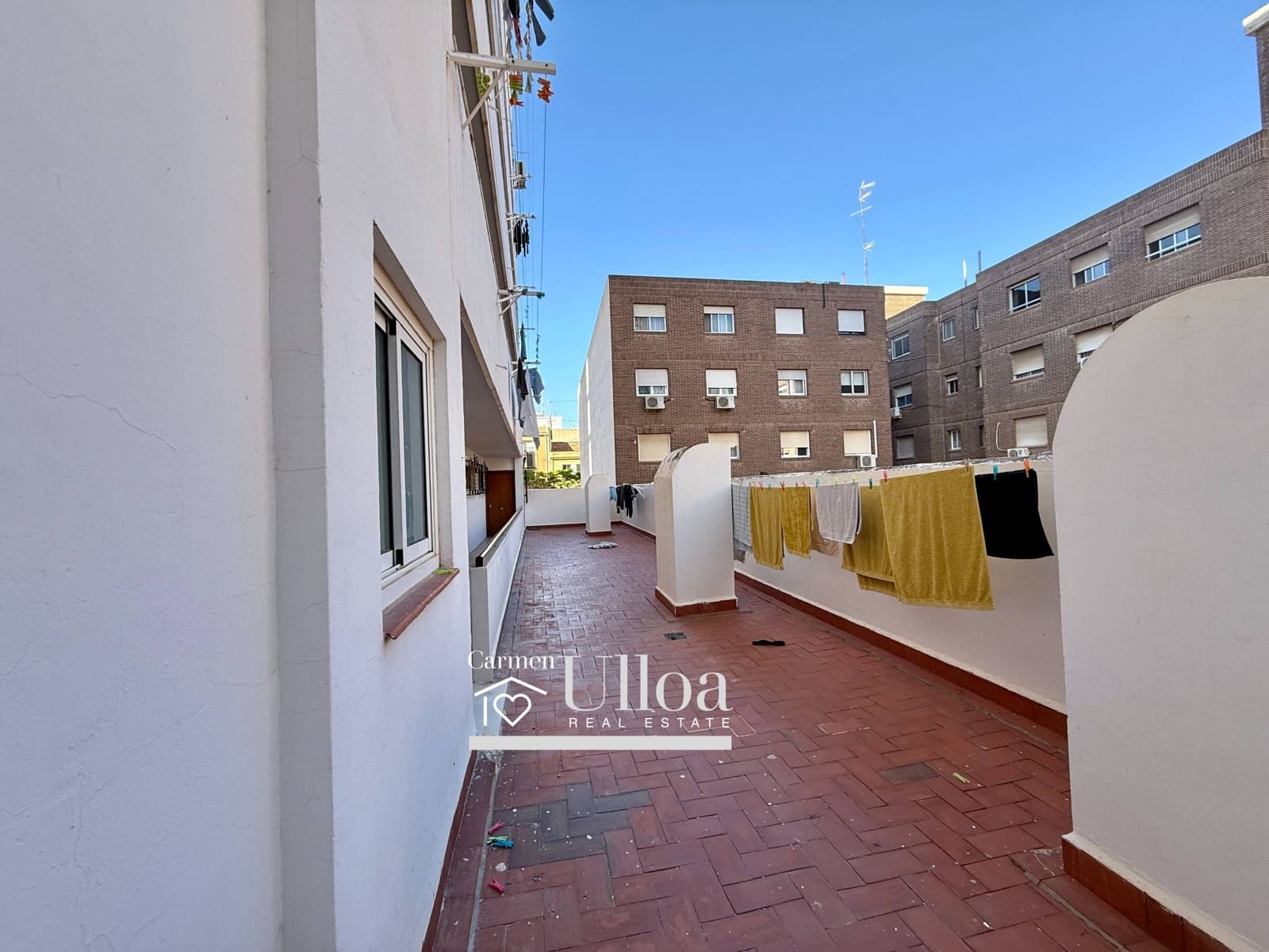 3 bedroom Flat for sale in Alicante / Alacant city - € 380,000 (Ref: 9732424)
