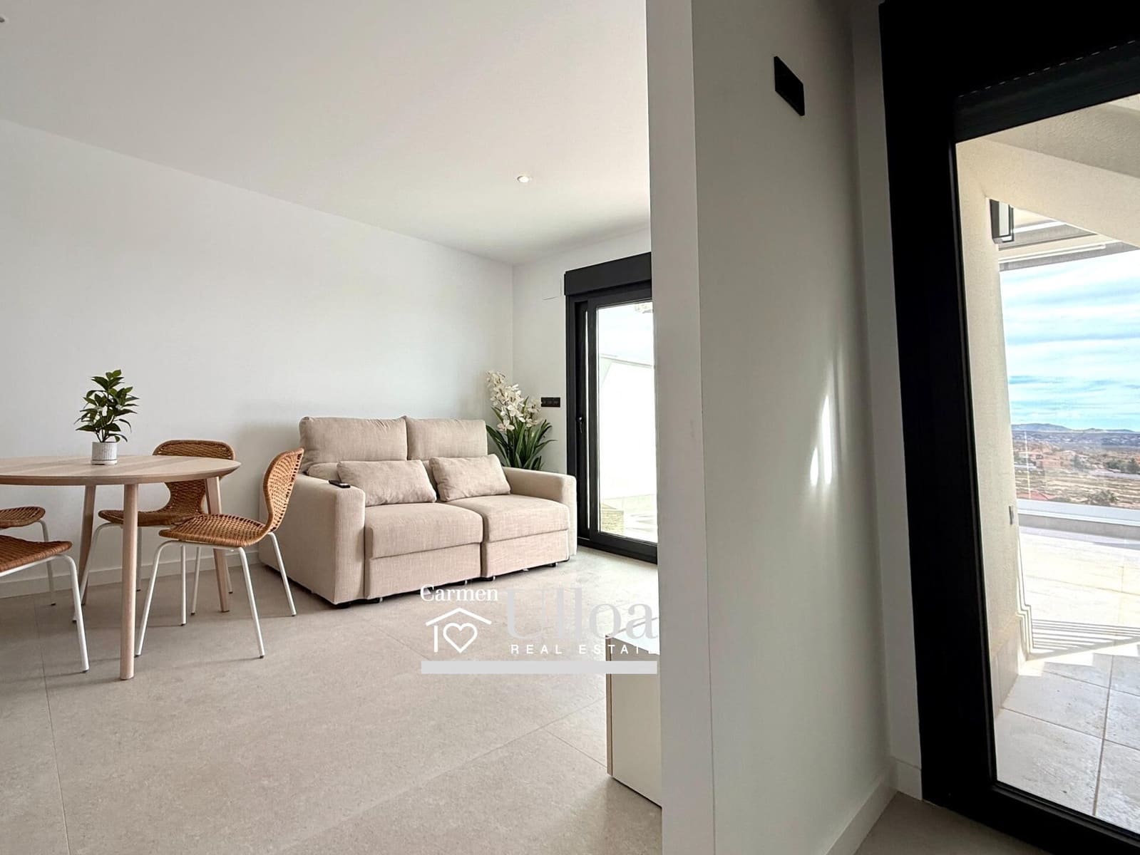 2 makuuhuone Kattohuoneisto myytävänä paikassa Muchamiel / Mutxamel mukana uima-altaan - 264 000 € (Ref: 9752275)