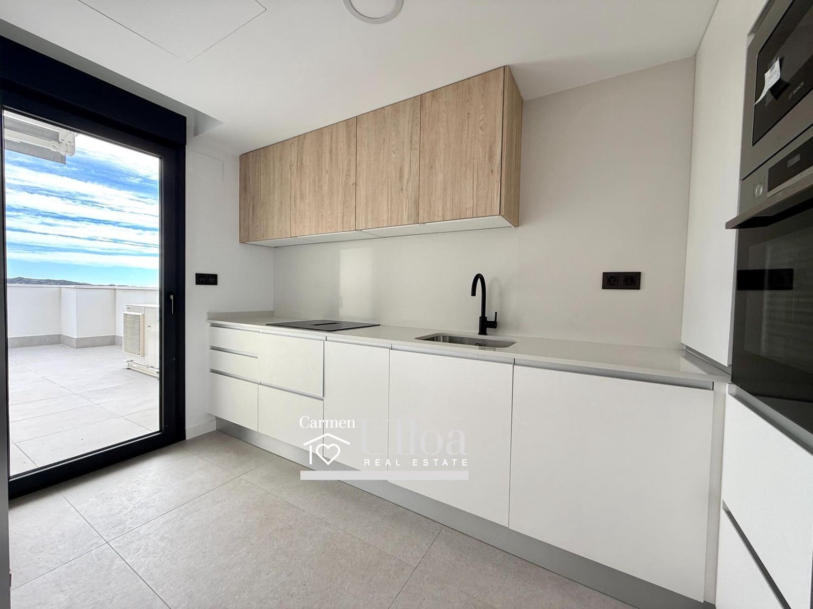 2 bedroom Flat for sale in Muchamiel / Mutxamel with pool - € 234,000 (Ref: 9752277)