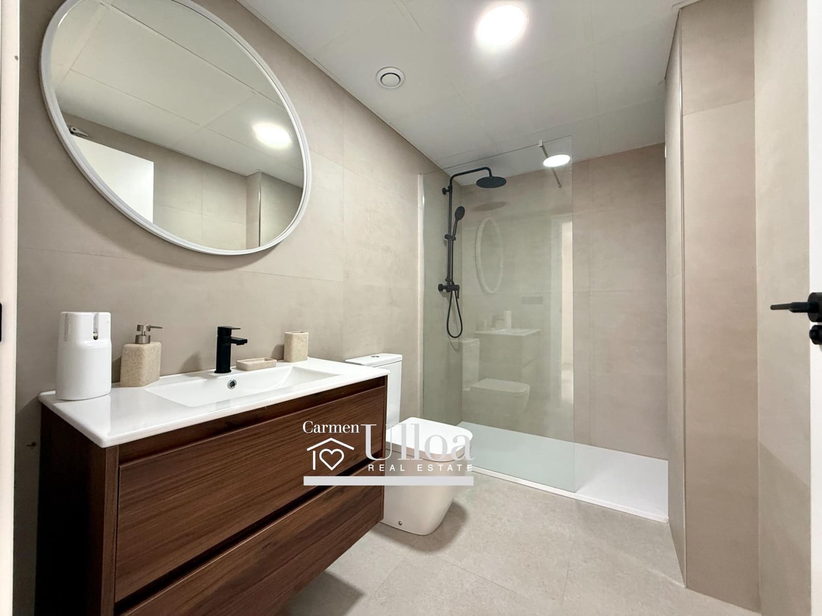 2 bedroom Flat for sale in Muchamiel / Mutxamel with pool - € 234,000 (Ref: 9752277)