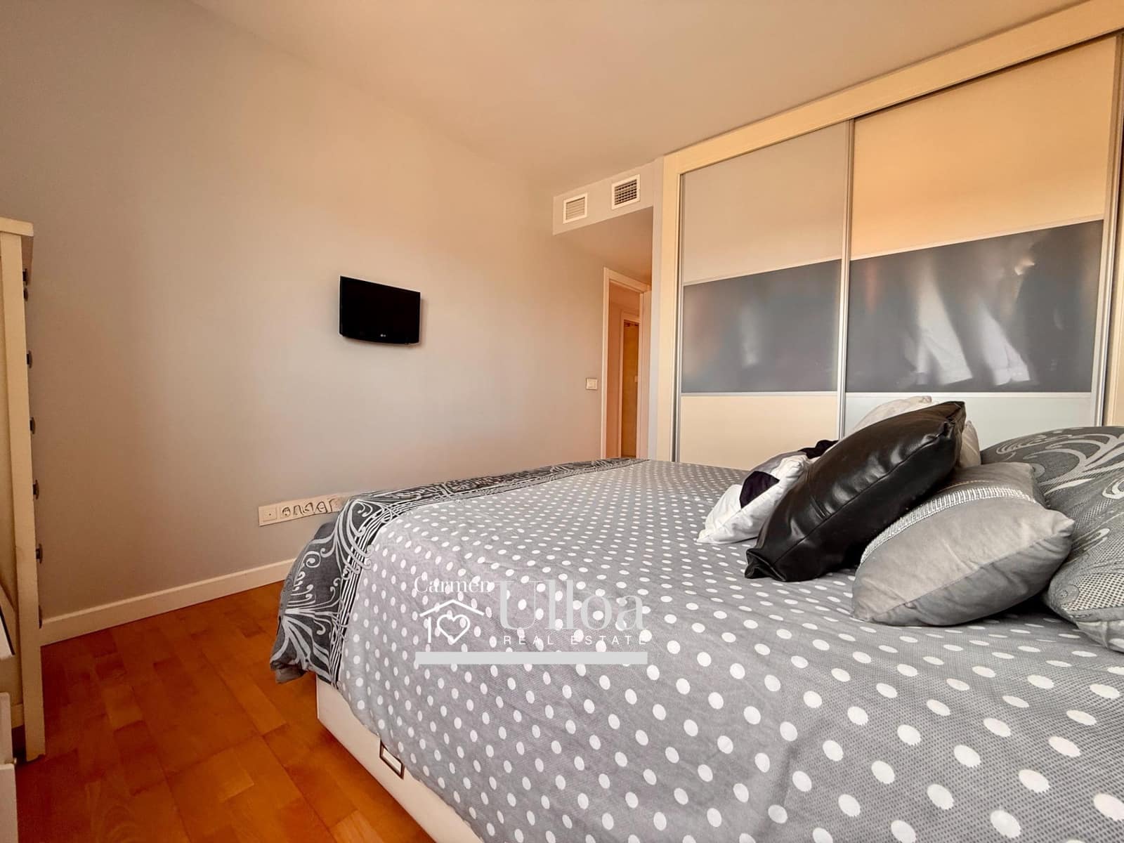 4 sypialnia Apartament na sprzedaż w Miasto Alicante / Alacant z basenem garażem - 550 000 € (Ref: 9804560)