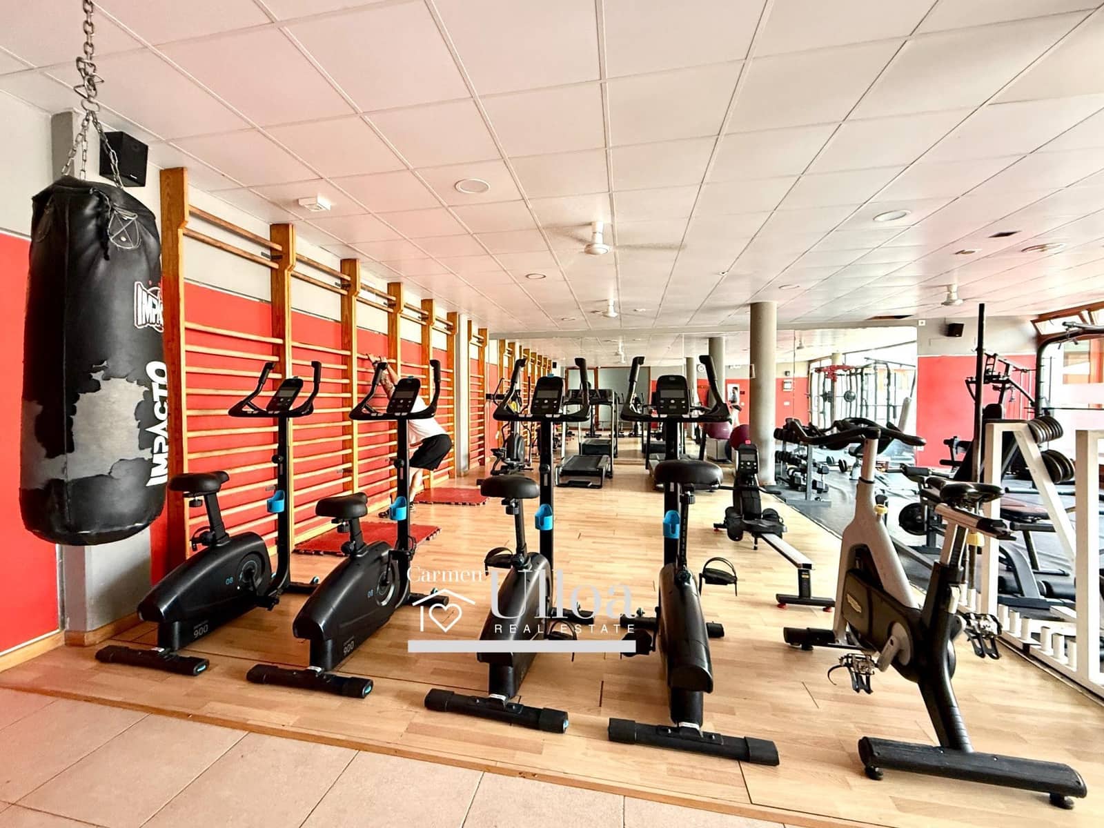 4 sypialnia Apartament na sprzedaż w Miasto Alicante / Alacant z basenem garażem - 550 000 € (Ref: 9804560)