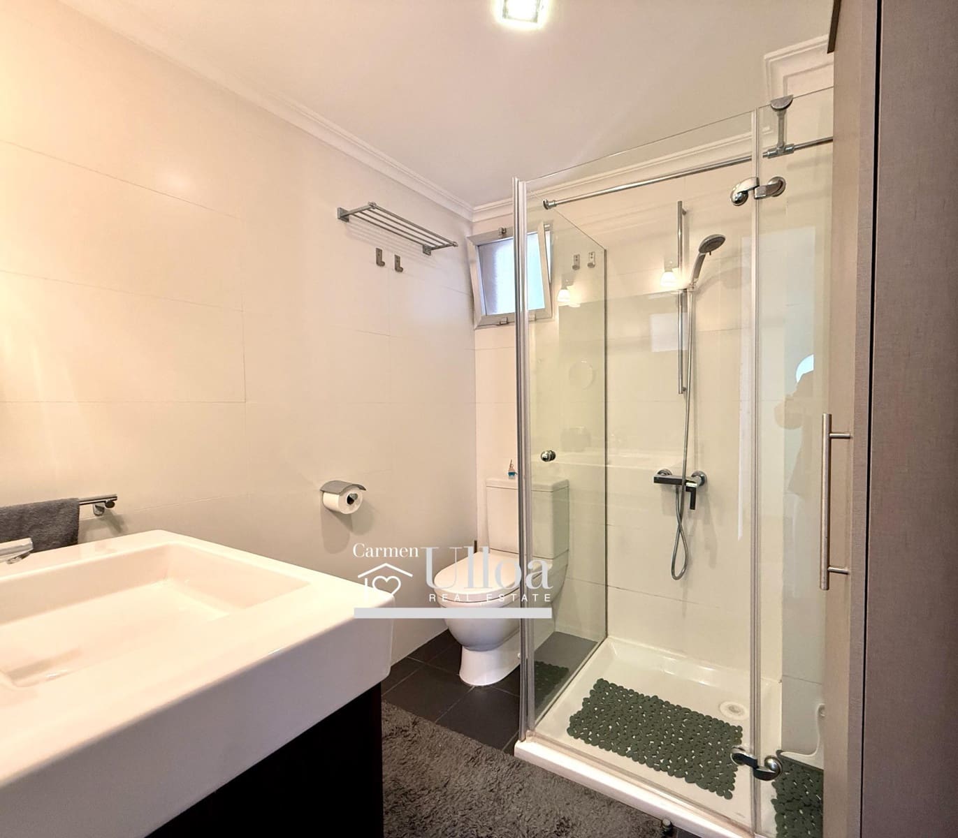 3 bedroom Penthouse for sale in Playa de San Juan with pool - € 649,000 (Ref: 9813373)