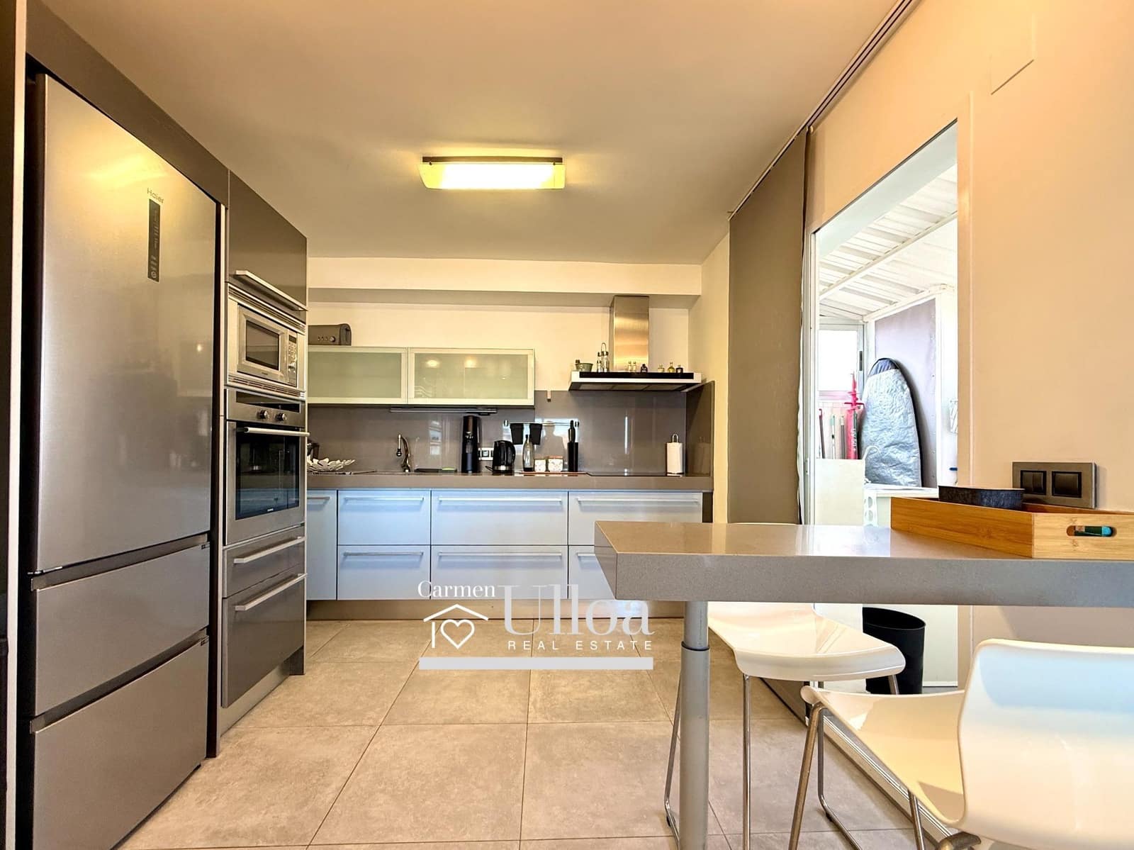 3 bedroom Penthouse for sale in Playa de San Juan with pool - € 649,000 (Ref: 9813373)