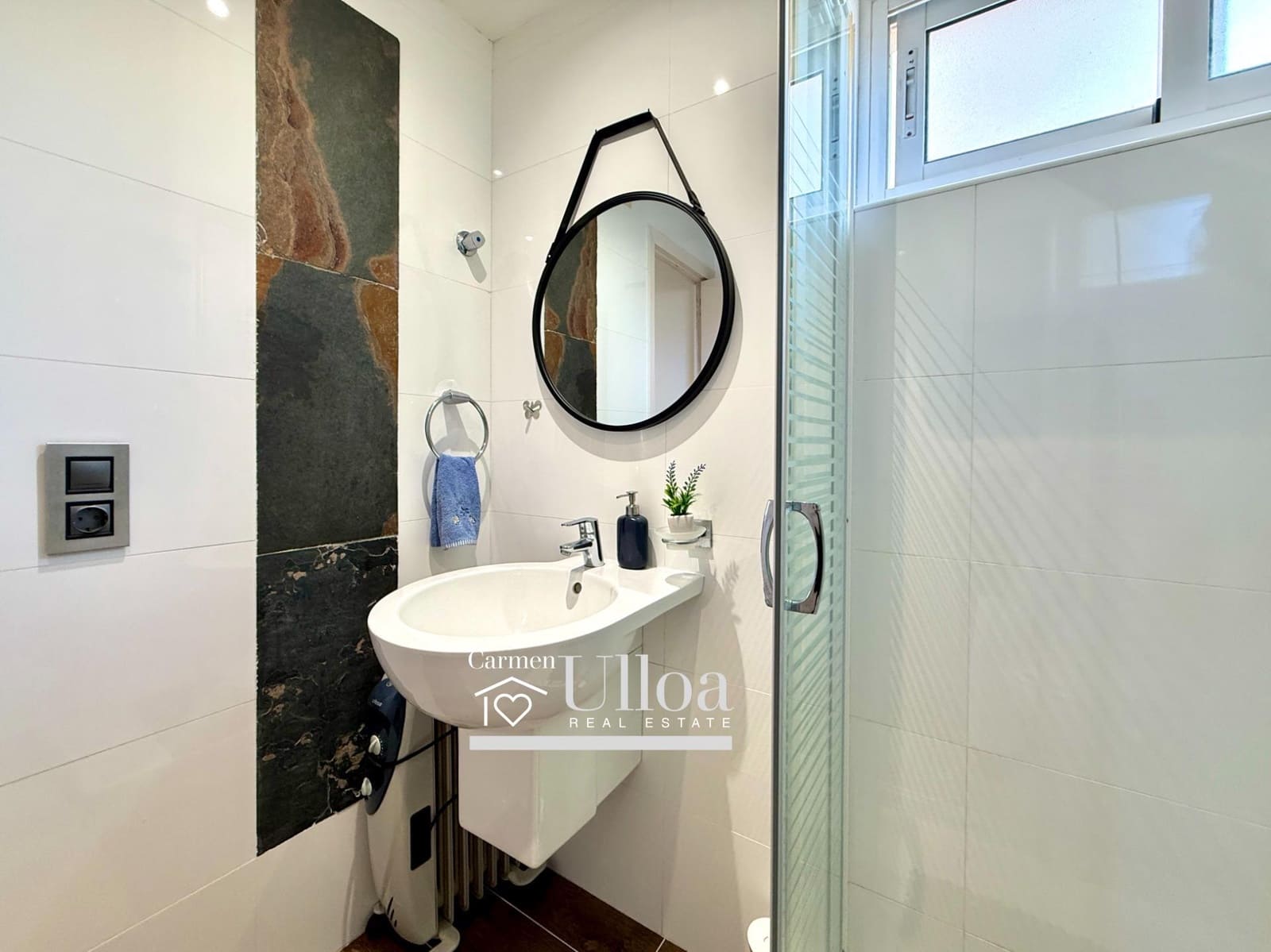 3 bedroom Penthouse for sale in Playa de San Juan with pool - € 649,000 (Ref: 9813373)
