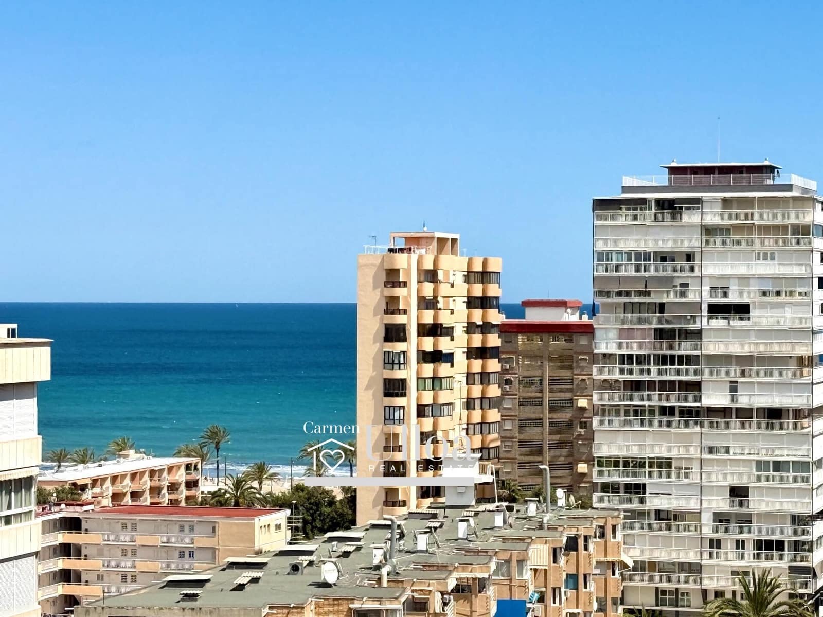 3 bedroom Penthouse for sale in Playa de San Juan with pool - € 649,000 (Ref: 9813373)