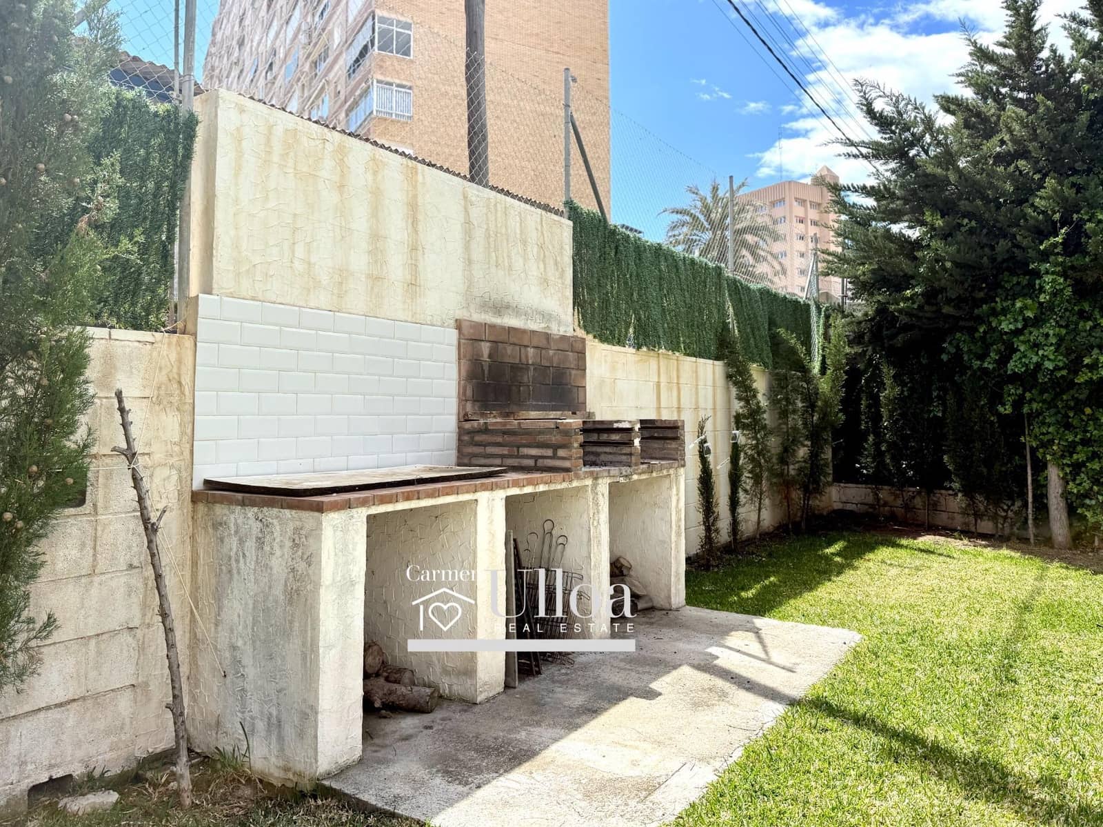 3 bedroom Penthouse for sale in Playa de San Juan with pool - € 649,000 (Ref: 9813373)