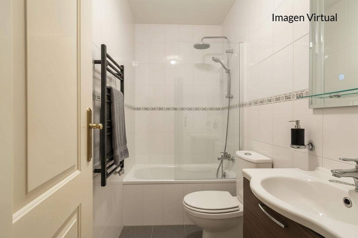 3 soveværelse Lejlighed til salg i Benalmadena med garage - € 369.900 (Ref: 10004243)