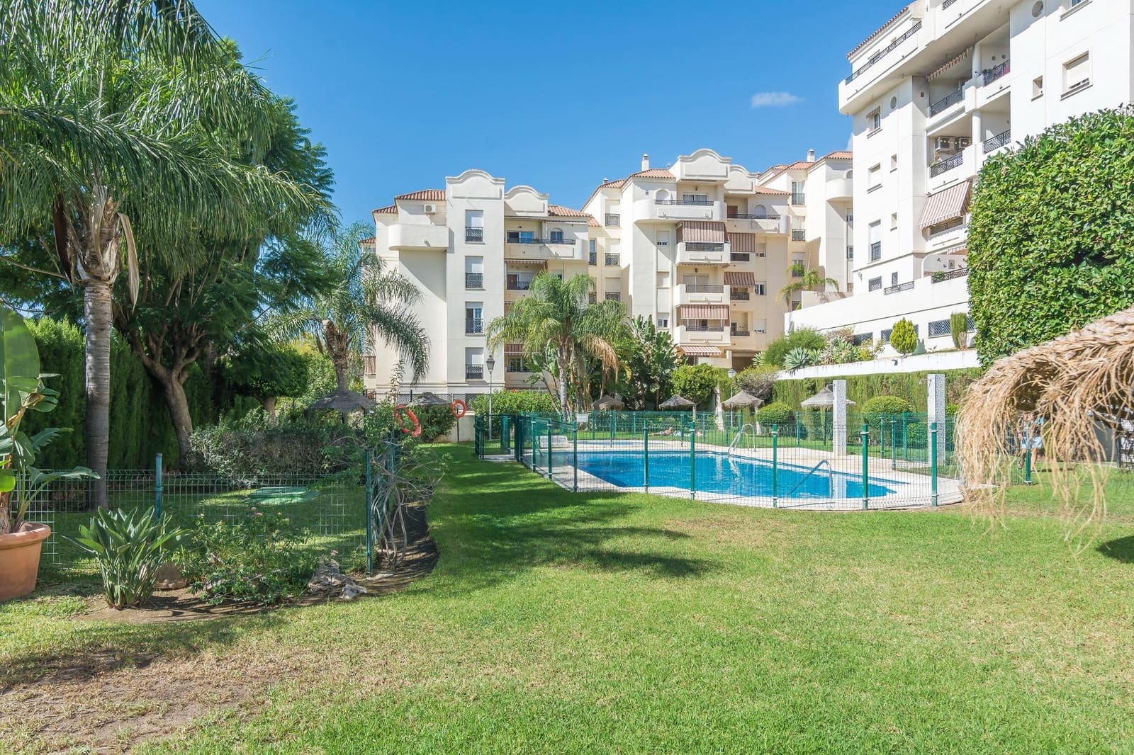 3 soveværelse Lejlighed til salg i Benalmadena med garage - € 369.900 (Ref: 10004243)