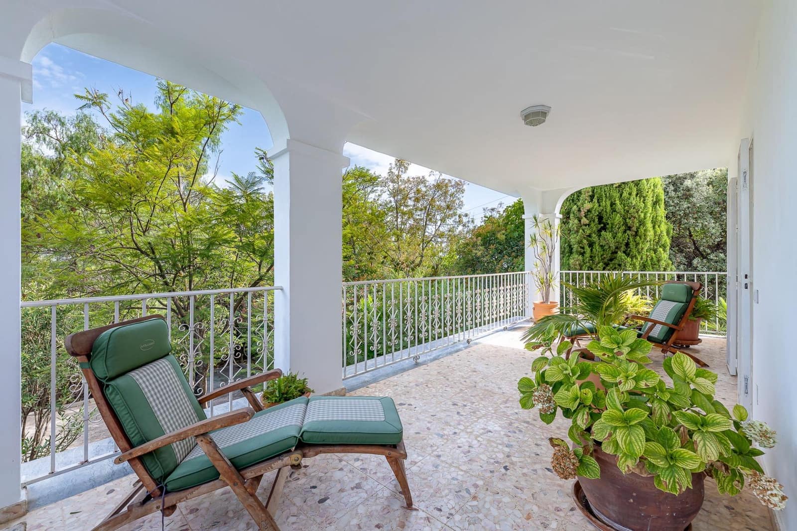 Chalet de 4 habitaciones en Alhaurín el Grande en venta con piscina garaje - 998.000 € (Ref: 10020974)