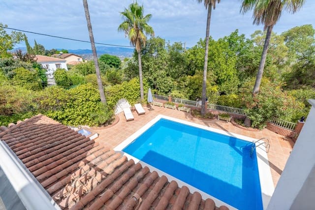Chalet de 4 habitaciones en Alhaurín el Grande en venta con piscina garaje - 998.000 € (Ref: 10020974)