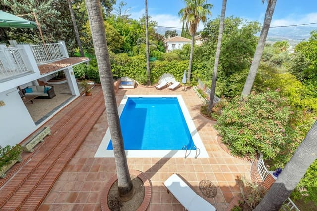 Chalet de 4 habitaciones en Alhaurín el Grande en venta con piscina garaje - 998.000 € (Ref: 10020974)