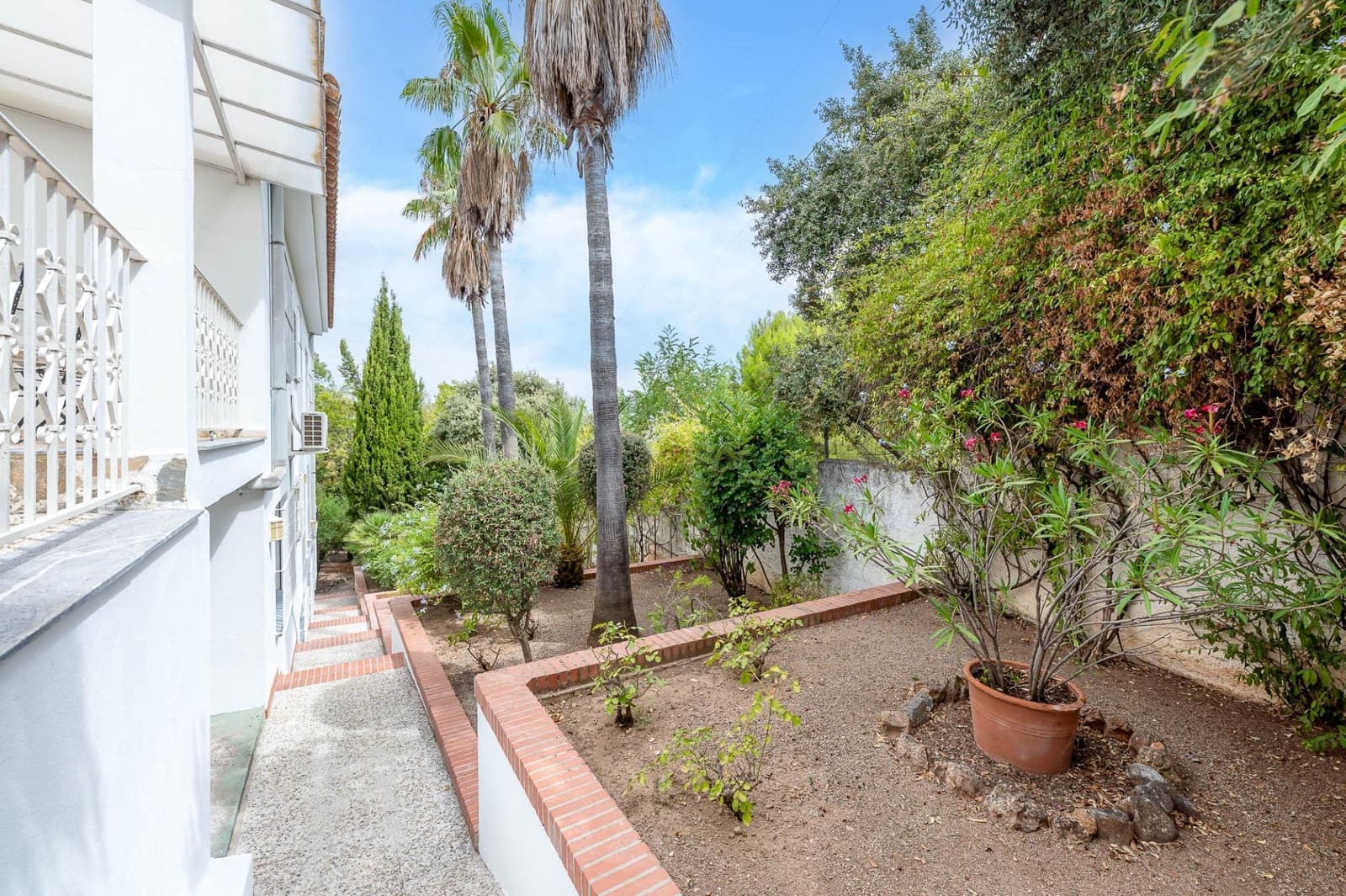 Chalet de 4 habitaciones en Alhaurín el Grande en venta con piscina garaje - 998.000 € (Ref: 10020974)