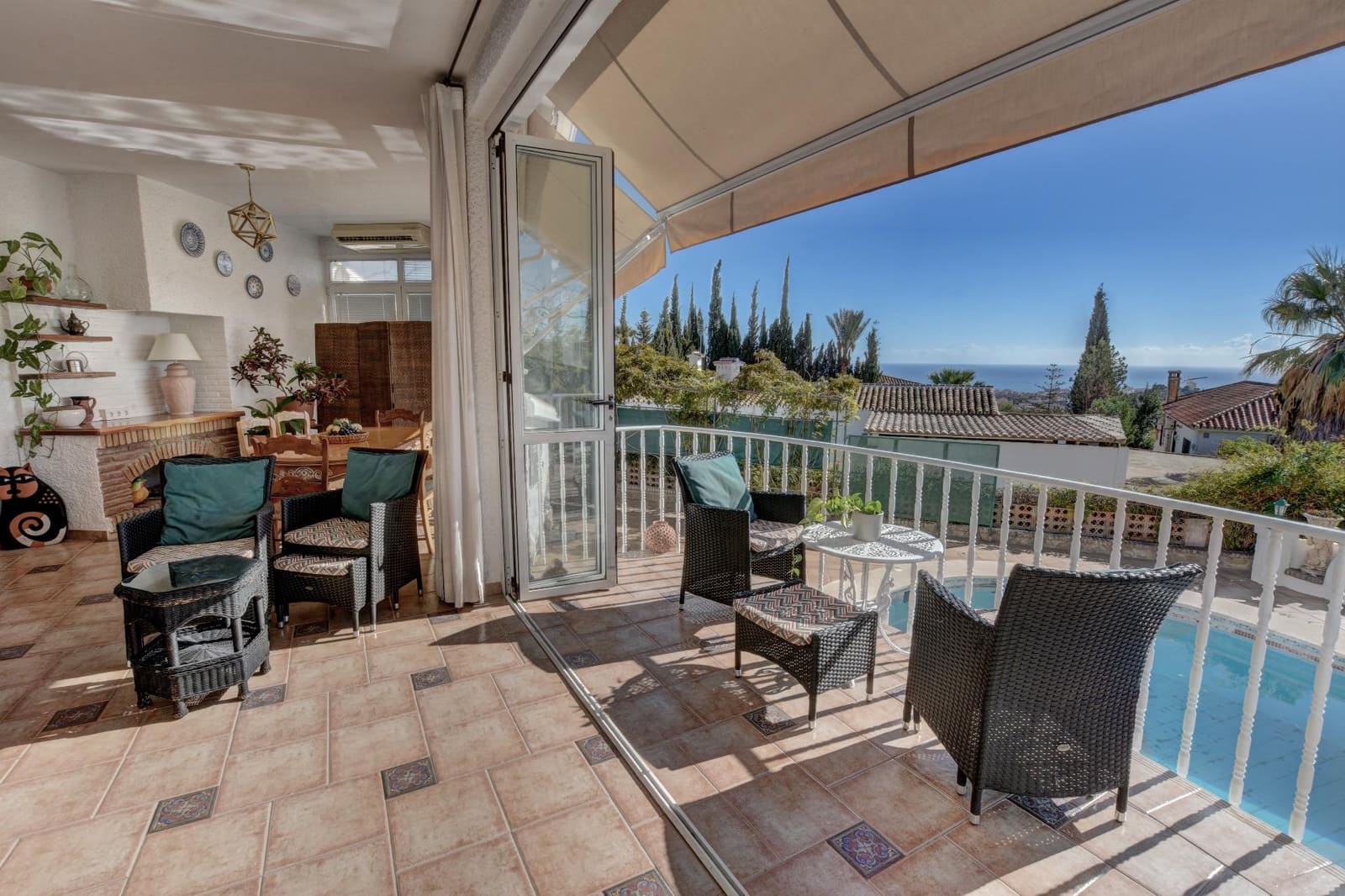4 bedroom Villa for sale in Arroyo de la Miel with pool garage - € 1,159,000 (Ref: 10037487)