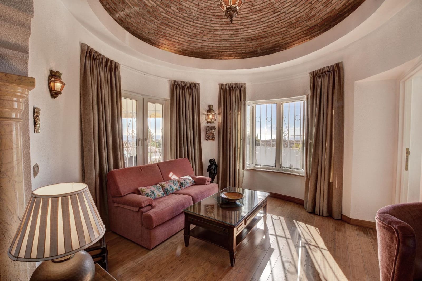 4 bedroom Villa for sale in Arroyo de la Miel with pool garage - € 1,159,000 (Ref: 10037487)