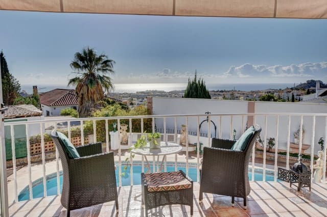 4 sovrum Villa till salu i Arroyo de la Miel, Benalmádena med pool garage - 1 159 000 € (Ref: 10037487)
