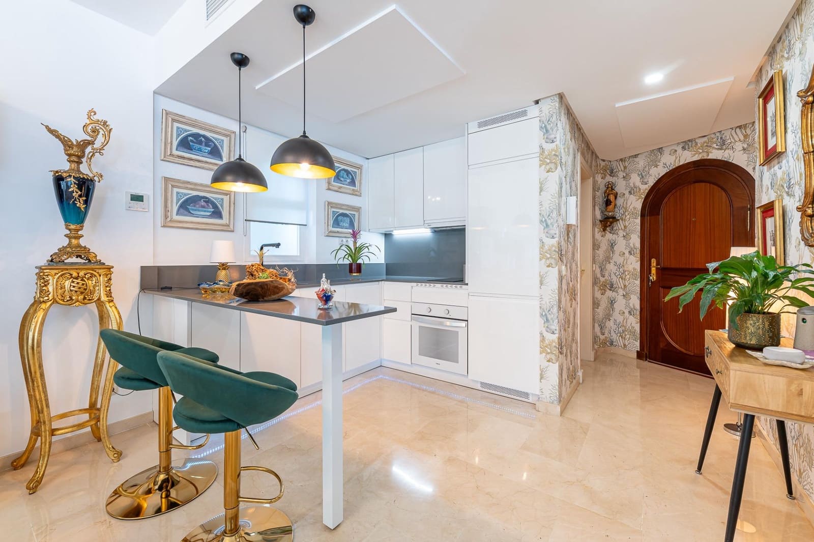 1 soveværelse Lejlighed til salg i Benalmadena med swimmingpool - € 699.000 (Ref: 10168493)