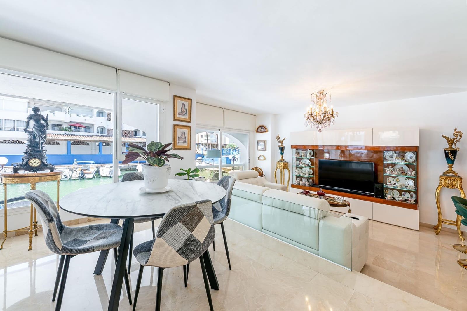 1 soveværelse Lejlighed til salg i Benalmadena med swimmingpool - € 699.000 (Ref: 10168493)
