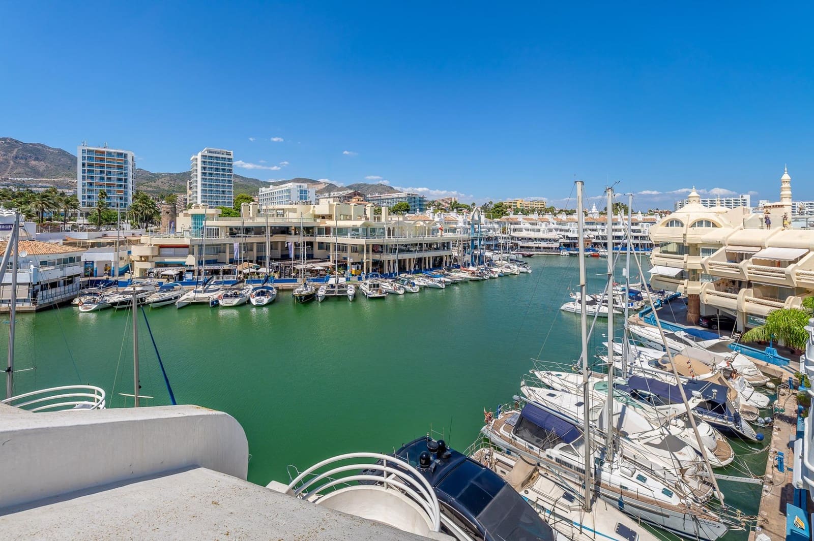 1 soveværelse Lejlighed til salg i Benalmadena med swimmingpool - € 699.000 (Ref: 10168493)