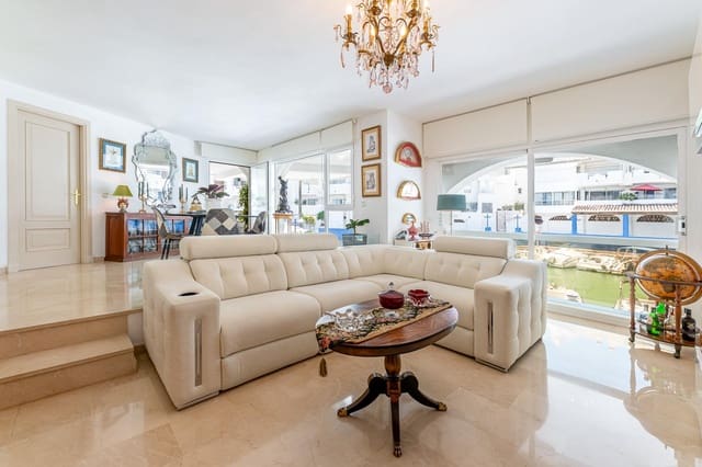 1 soveværelse Lejlighed til salg i Puerto Marina, Benalmádena med swimmingpool - € 699.000 (Ref: 10168493)