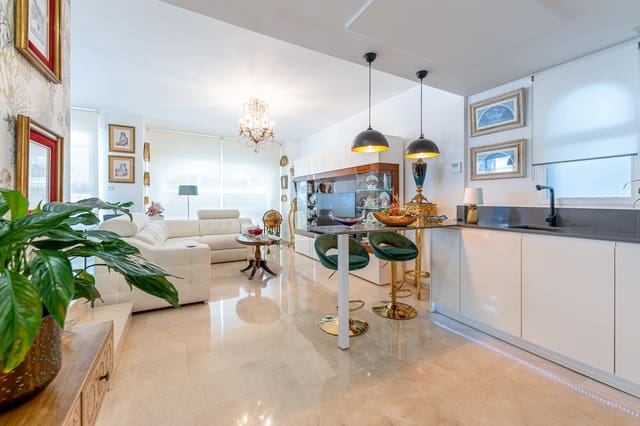 1 soveværelse Lejlighed til salg i Puerto Marina, Benalmádena med swimmingpool - € 699.000 (Ref: 10168493)