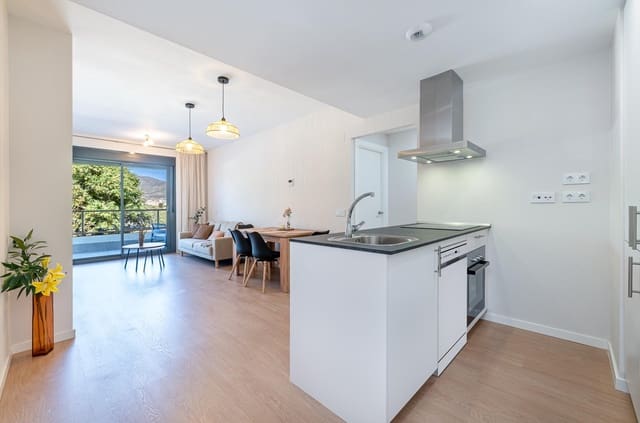 3 quarto Apartamento para arrendar em Mijas - 1 850 € (Ref: 10177215)