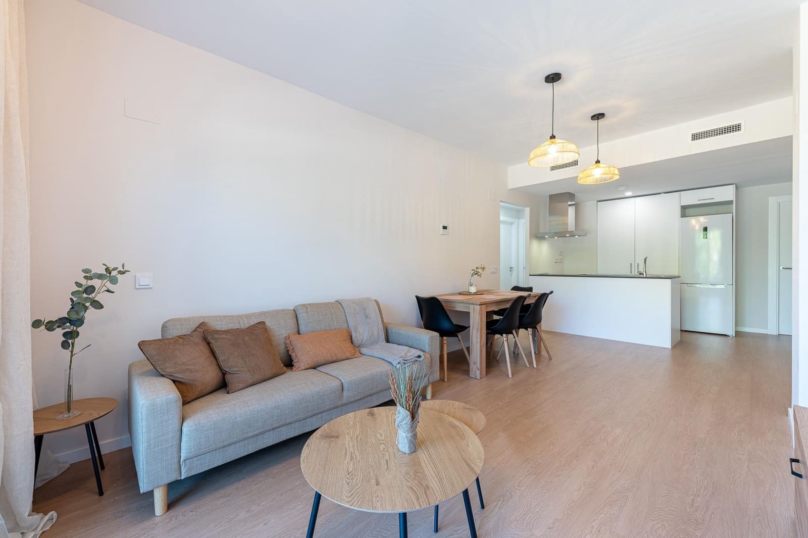 3 quarto Apartamento para arrendar em Mijas com piscina garagem - 1 850 € (Ref: 10177215)