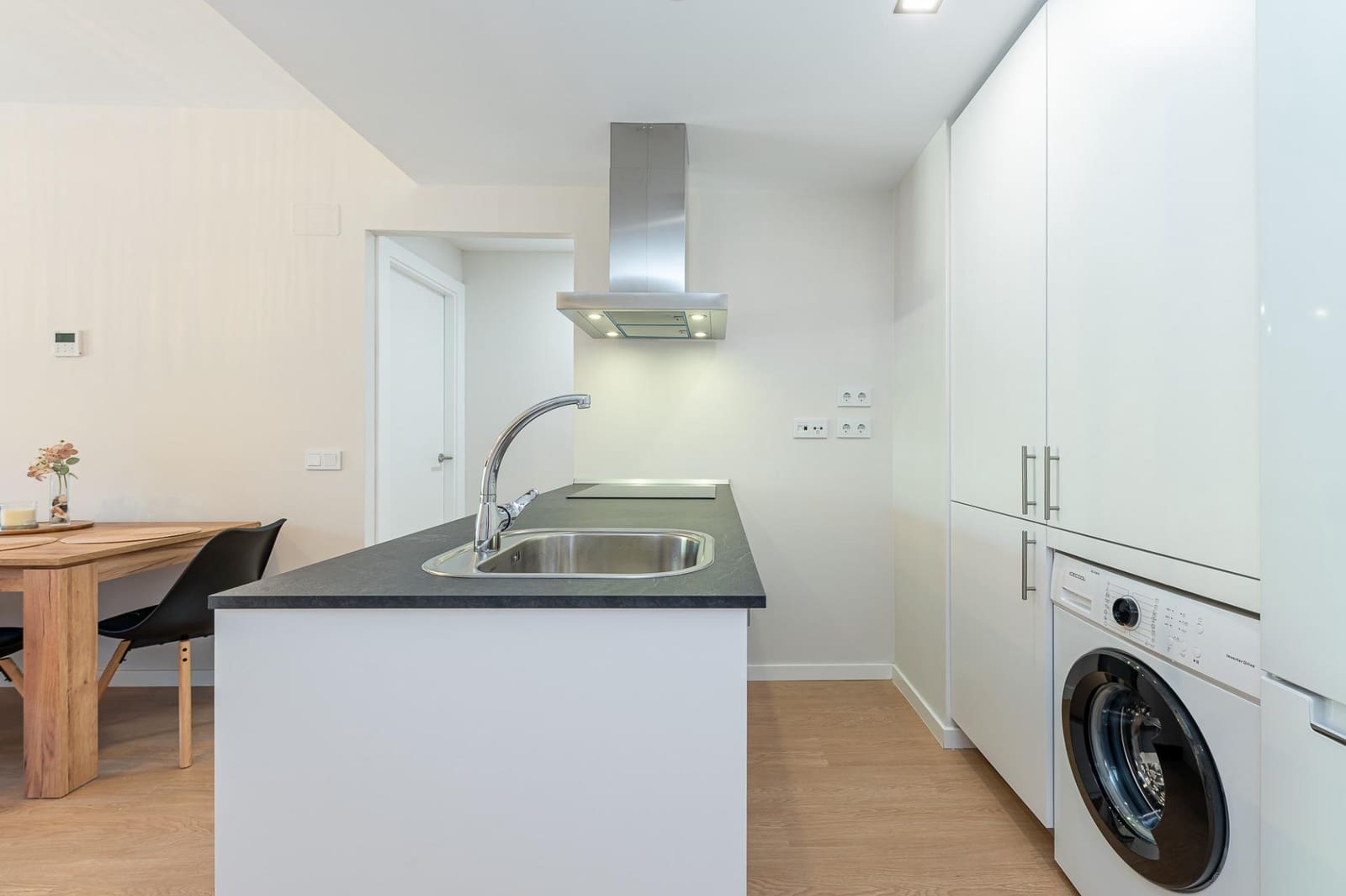 3 quarto Apartamento para arrendar em Mijas com piscina garagem - 1 850 € (Ref: 10177215)