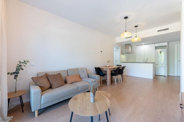 3 quarto Apartamento para arrendar em Mijas - 1 850 € (Ref: 10177215)