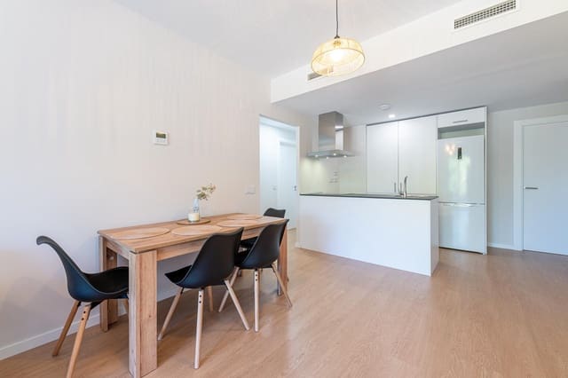 3 quarto Apartamento para arrendar em Mijas - 1 850 € (Ref: 10177215)