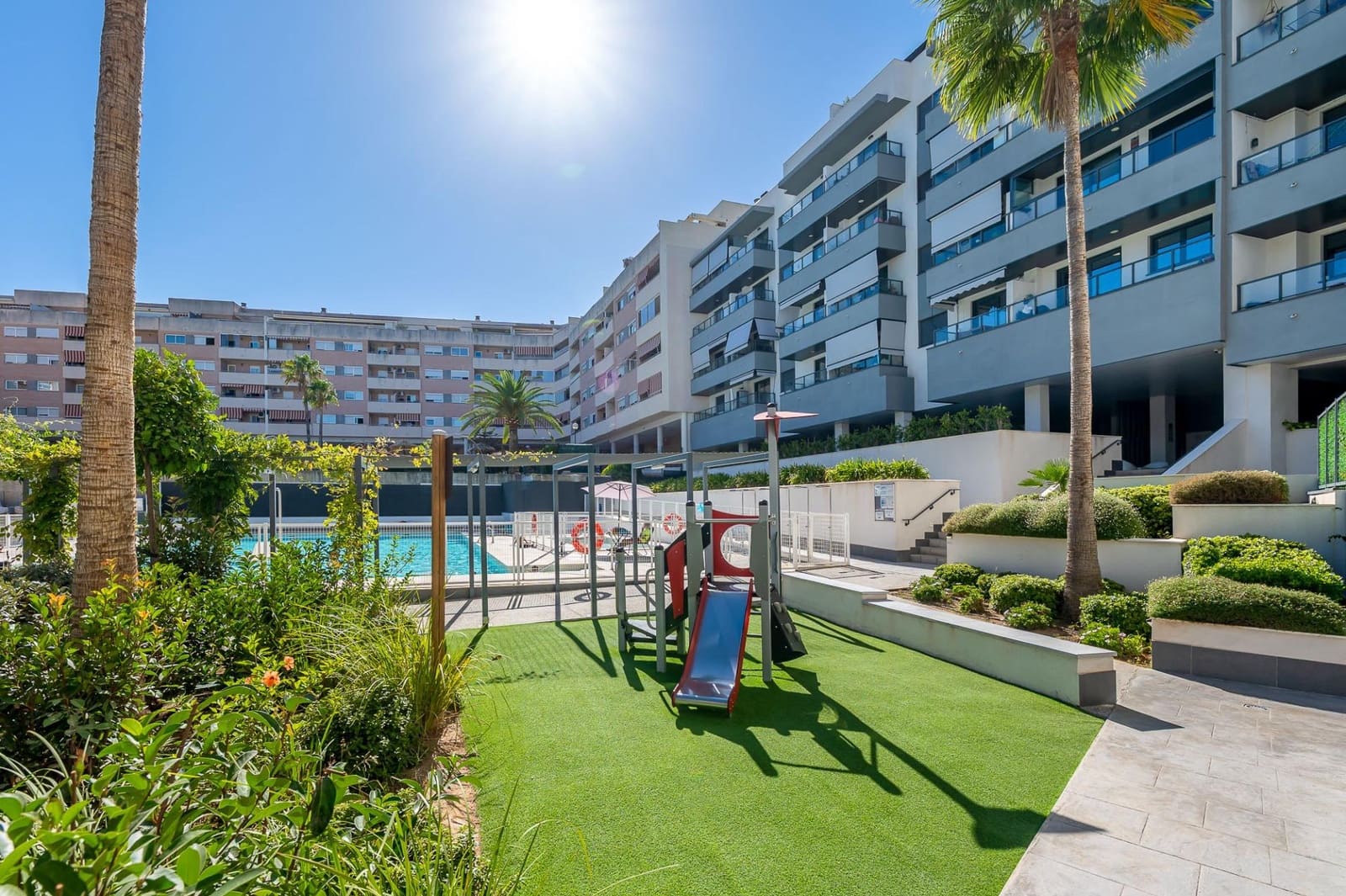 3 quarto Apartamento para arrendar em Mijas com piscina garagem - 1 850 € (Ref: 10177215)