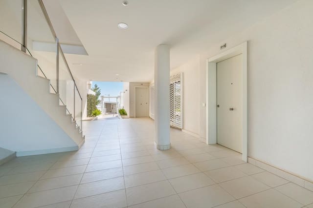 3 Zimmer Apartment zu verkaufen in Benalmádena mit Pool Garage - 899.000 € (Ref: 9699163)