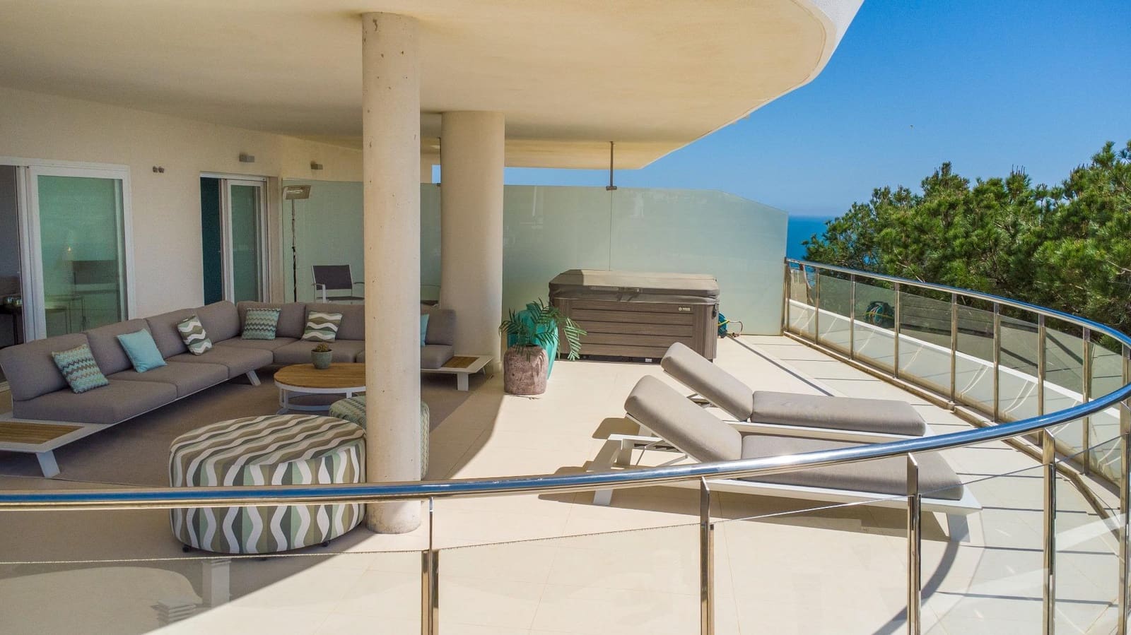 3 makuuhuone Huoneisto myytävänä paikassa Benalmadena mukana uima-altaan 
autotalli - 899 000 € (Ref: 9699163)
