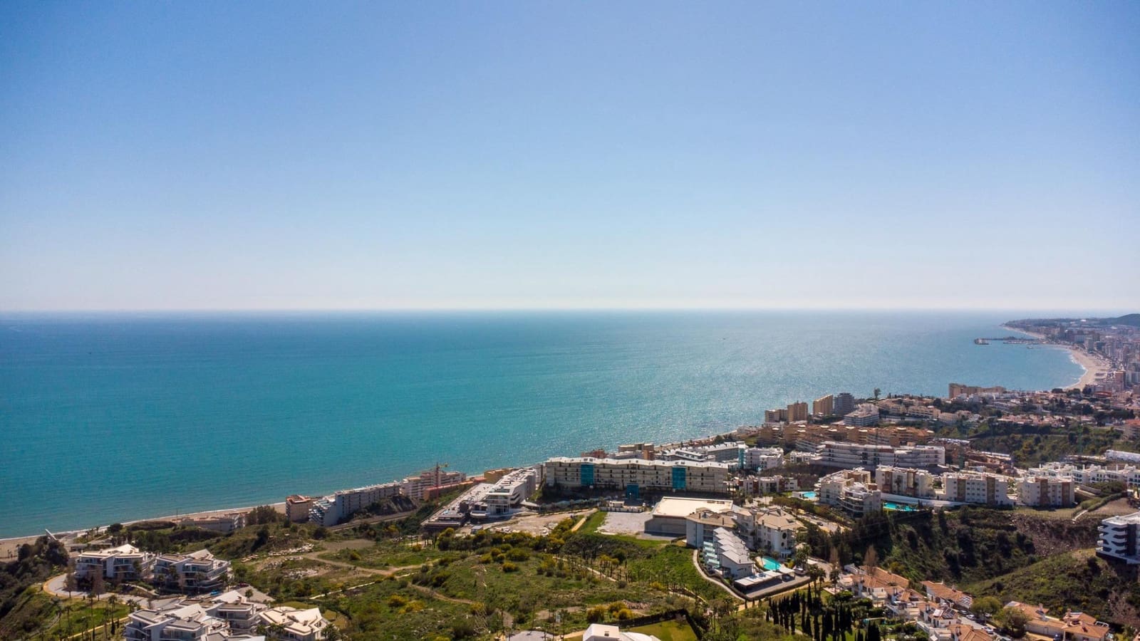 3 makuuhuone Huoneisto myytävänä paikassa Benalmadena mukana uima-altaan 
autotalli - 899 000 € (Ref: 9699163)