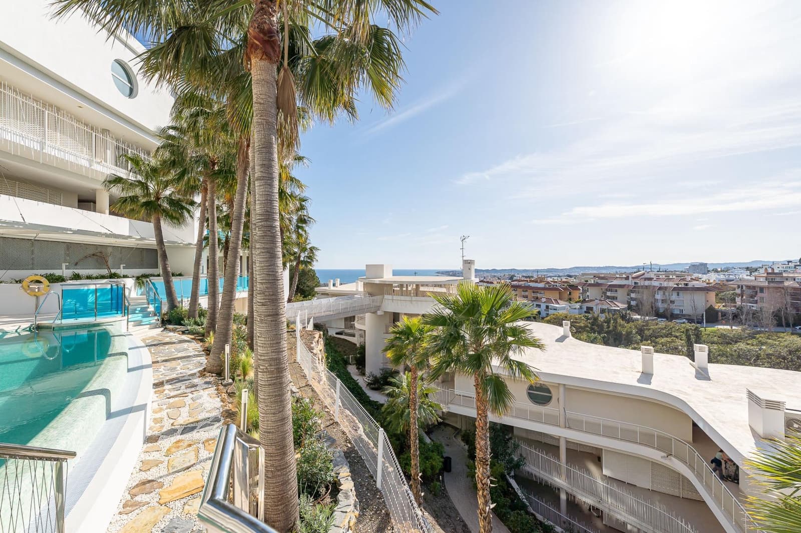 3 makuuhuone Huoneisto myytävänä paikassa Benalmadena mukana uima-altaan 
autotalli - 899 000 € (Ref: 9699163)