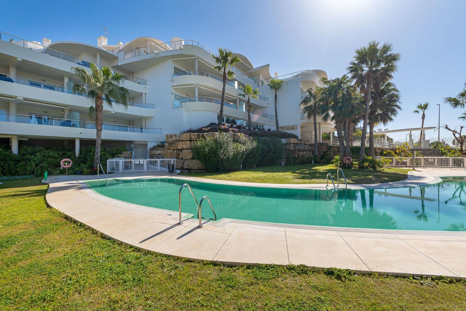 3 makuuhuone Huoneisto myytävänä paikassa Benalmadena mukana uima-altaan 
autotalli - 899 000 € (Ref: 9699163)
